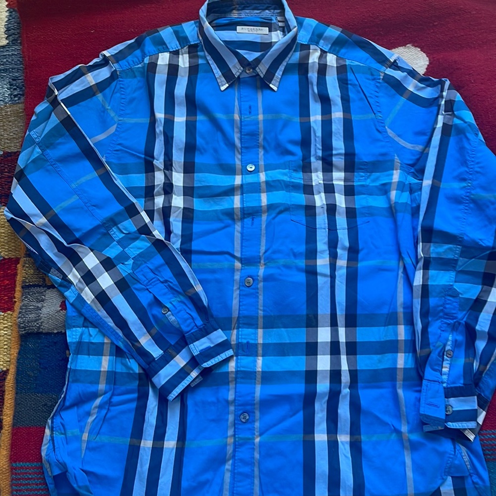 Burberry shirt very good condition used for only 10 times